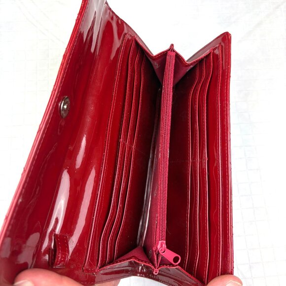 Aldo Red Quilted Patent Leather wallet / Wristlet Clutch - Picture 12 of 16